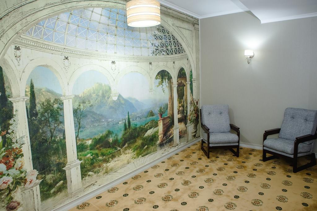 Hotel Luxury House Shymkent Esterno foto