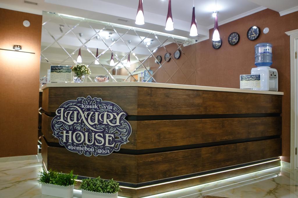 Hotel Luxury House Shymkent Esterno foto