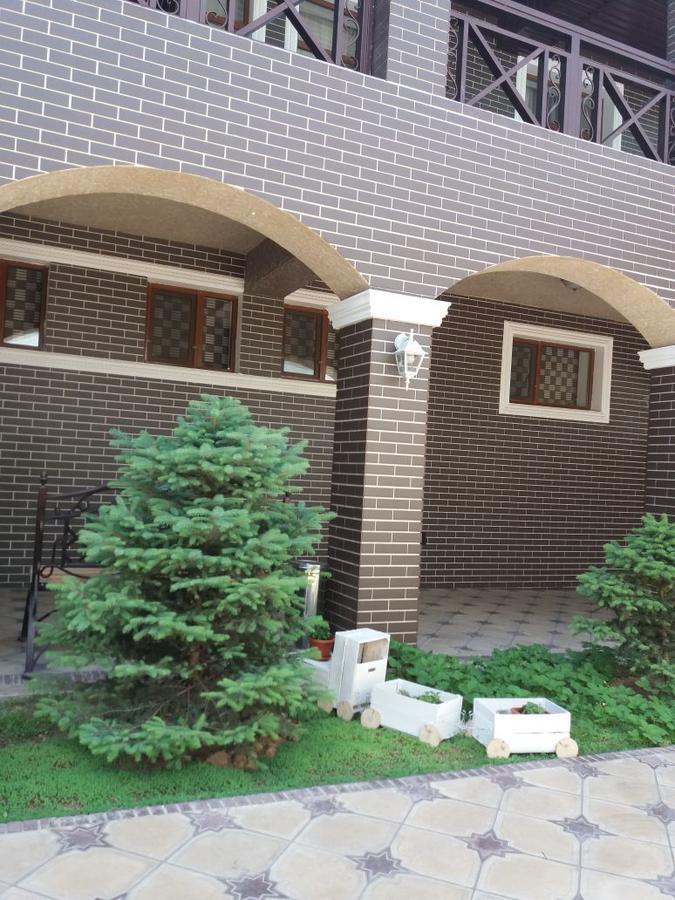 Hotel Luxury House Shymkent Esterno foto