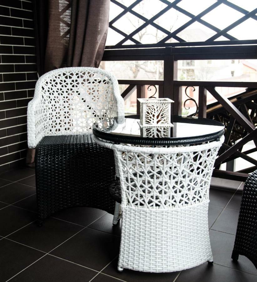 Hotel Luxury House Shymkent Esterno foto